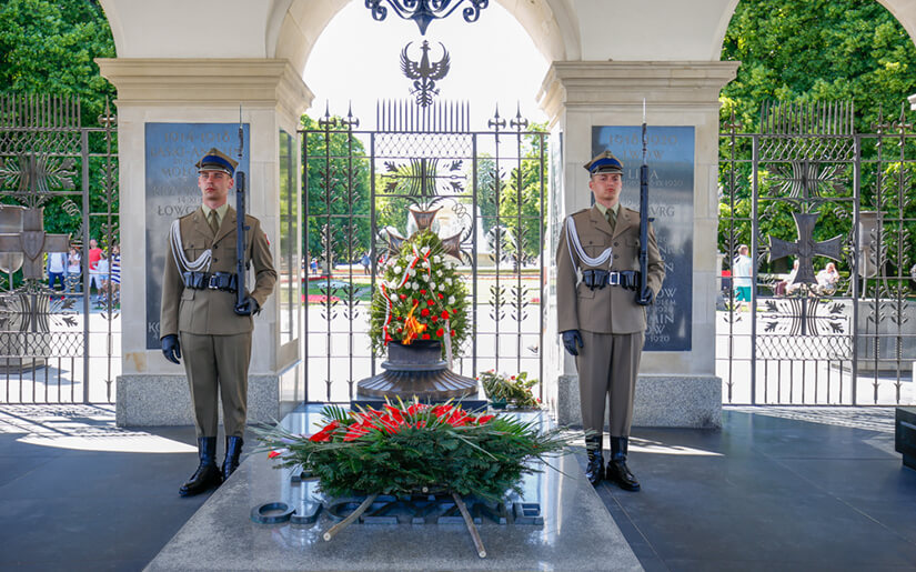 קברו של החייל האלמוני ורשה